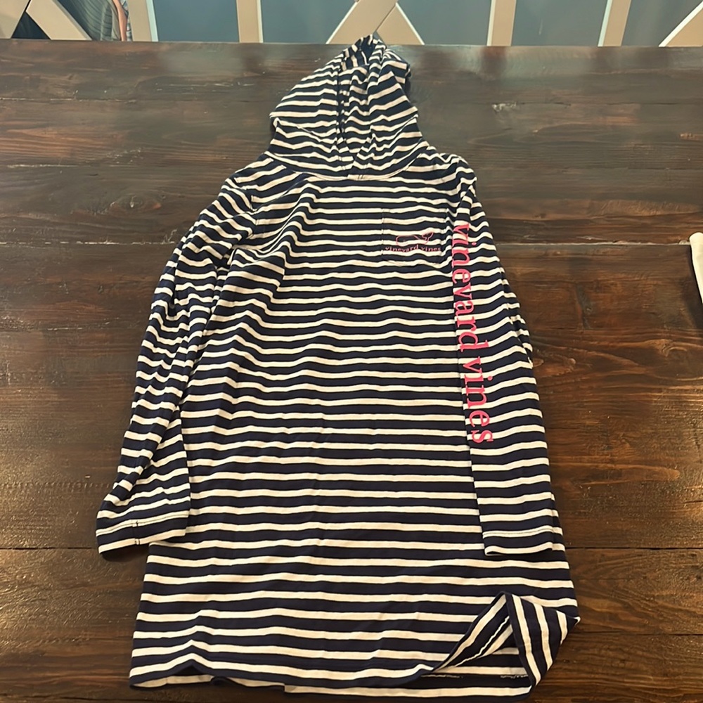 Girls, vineyard vines, extra small blue and white striped beach coverup XS